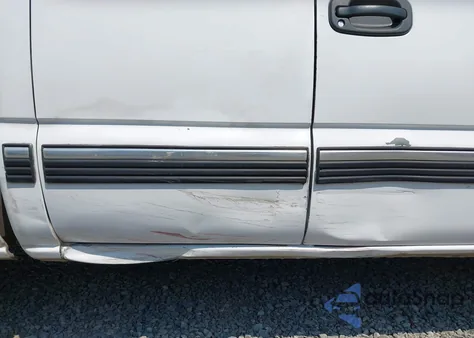 2001 Chevrolet Silverado 1500 Ls from USA, damaged, VIN 2GCEC19T911144376